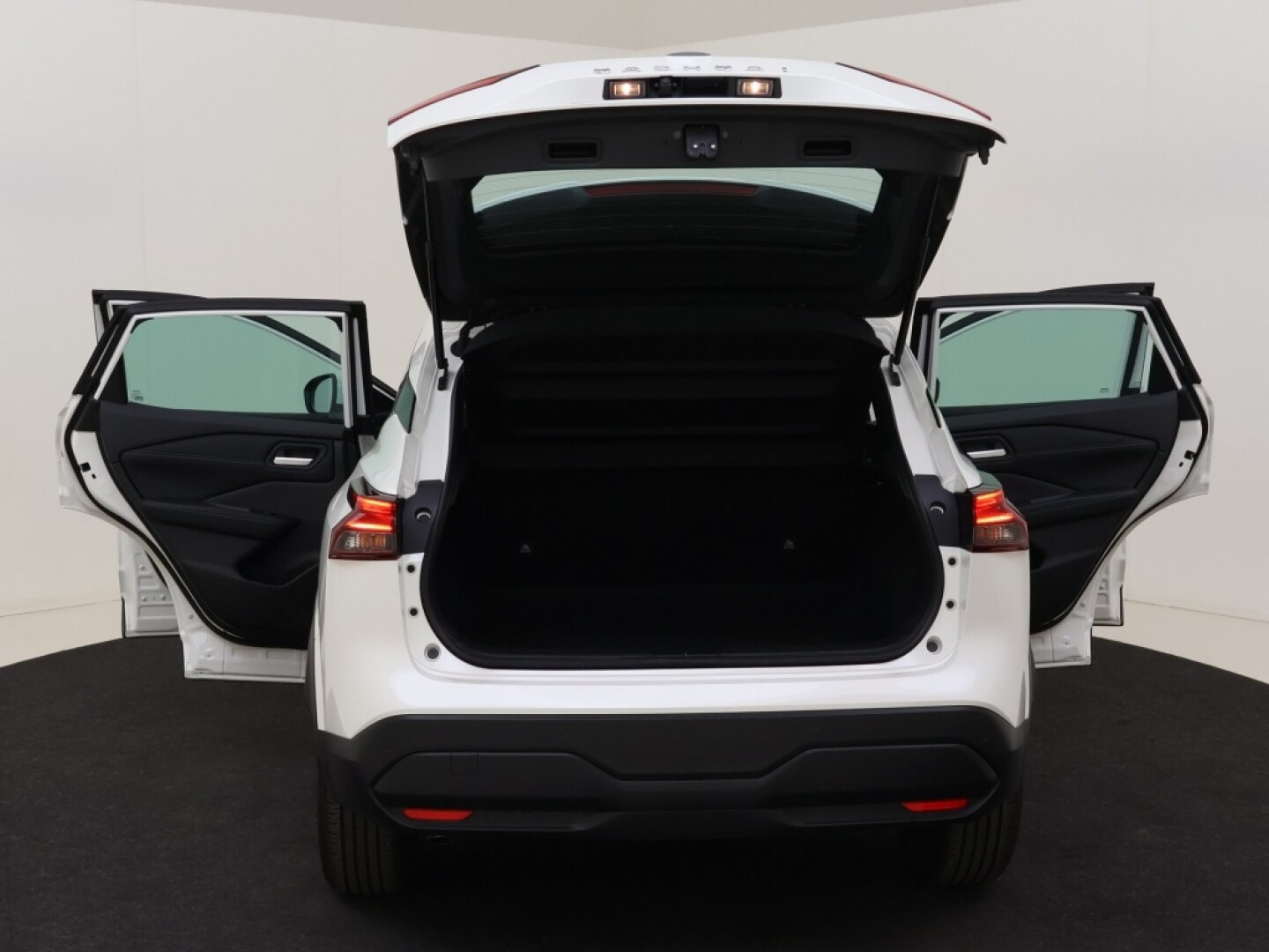 Nissan-QASHQAI-11