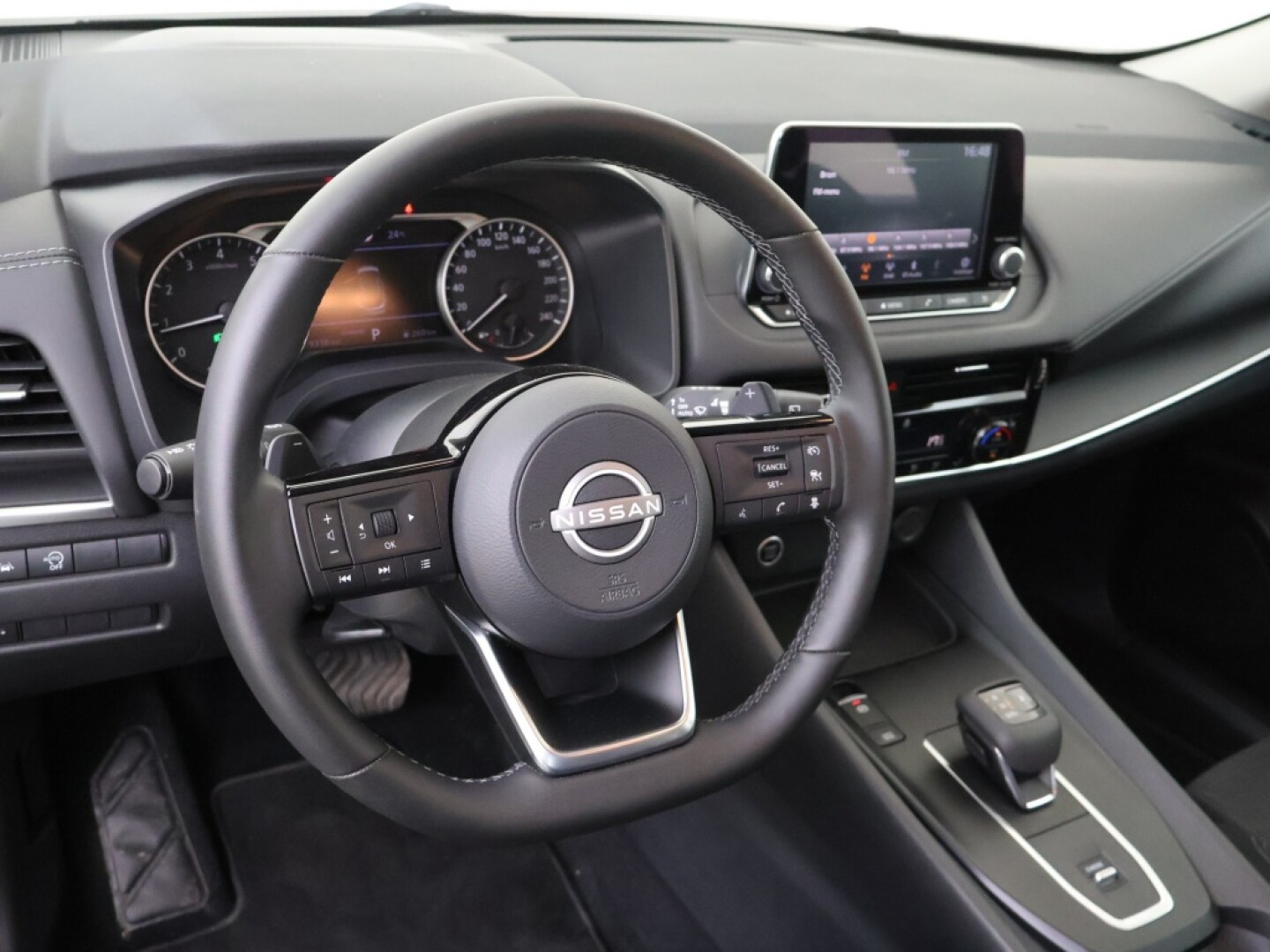 Nissan-QASHQAI-30