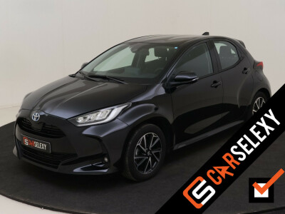 Toyota-Yaris-0