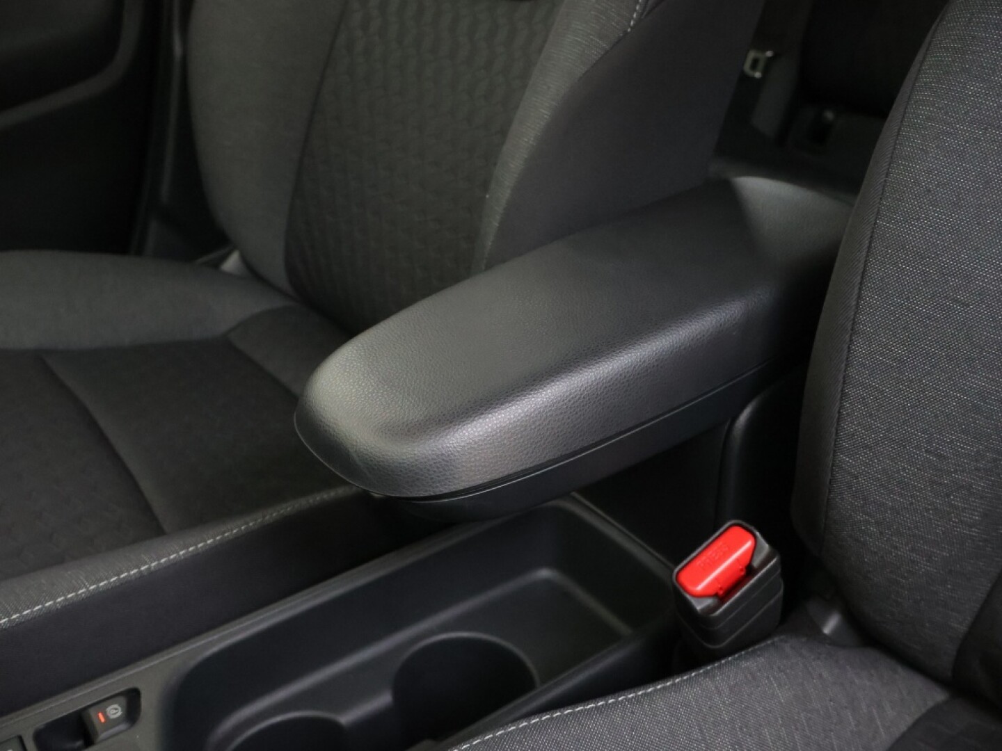 Toyota-Yaris-29